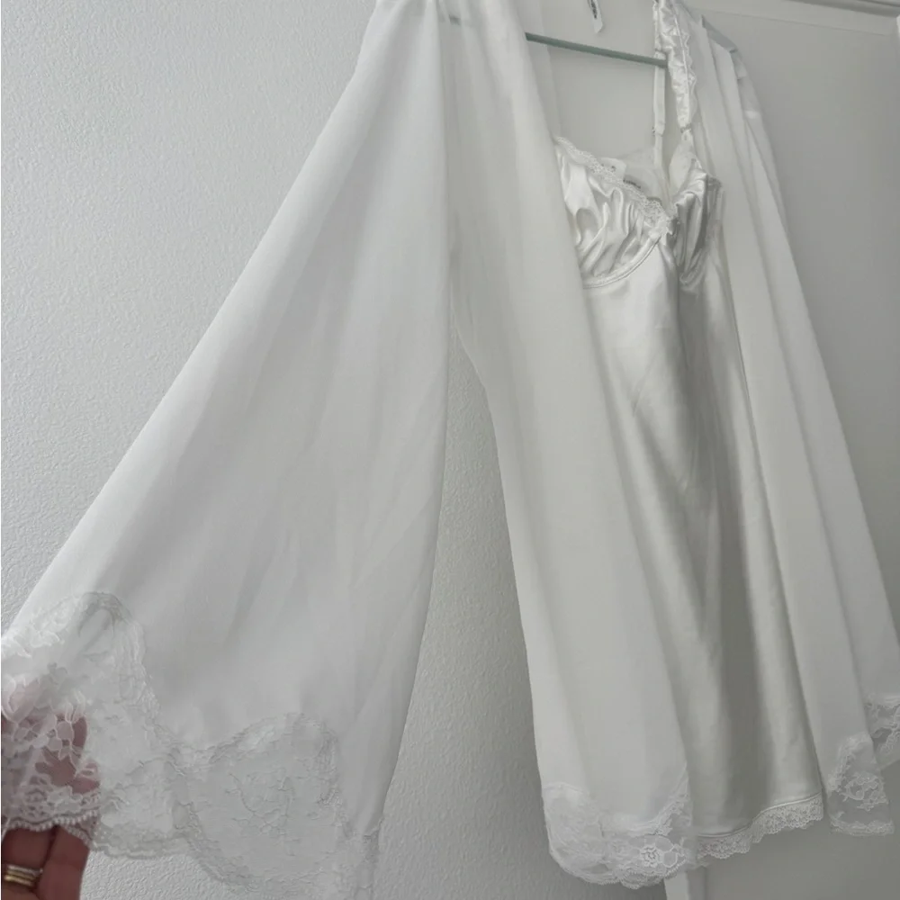 Harley Robe - Picture 4 of 6